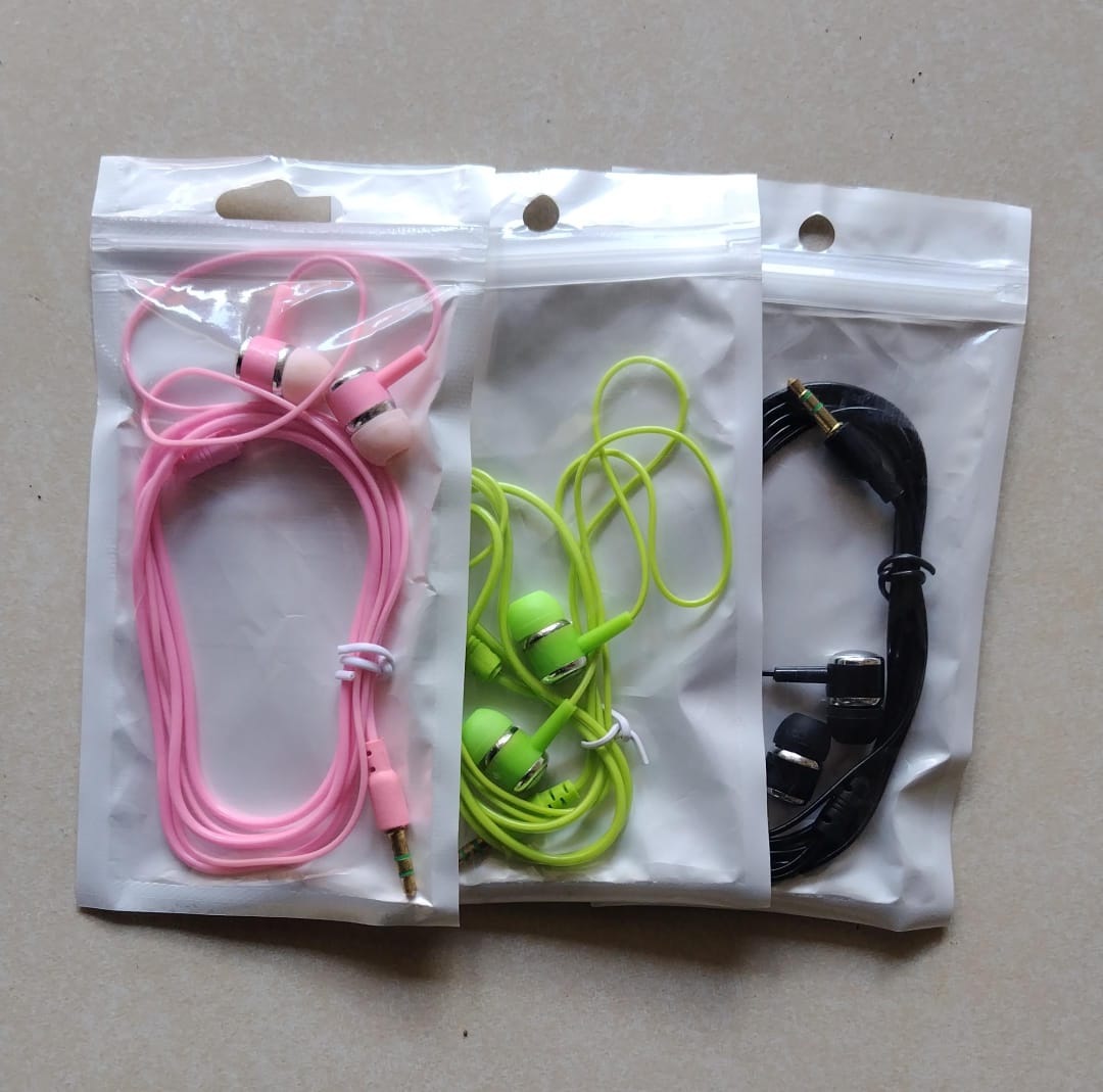 EARPHONE